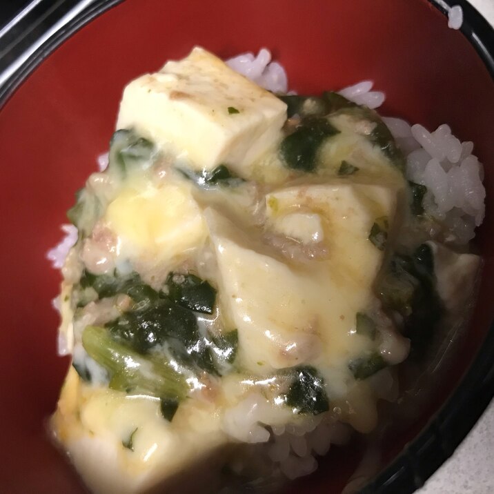 チーズ入り麻婆豆腐丼